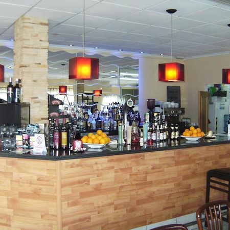 Reception La Rotonda Aparthotel 오리후엘라 외부 사진