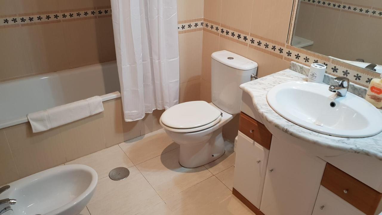 Reception La Rotonda Aparthotel 오리후엘라 외부 사진